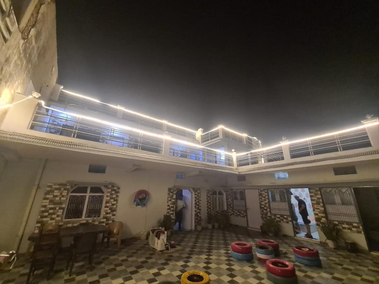 Mohit Paying Guest House Varanasi Exterior foto