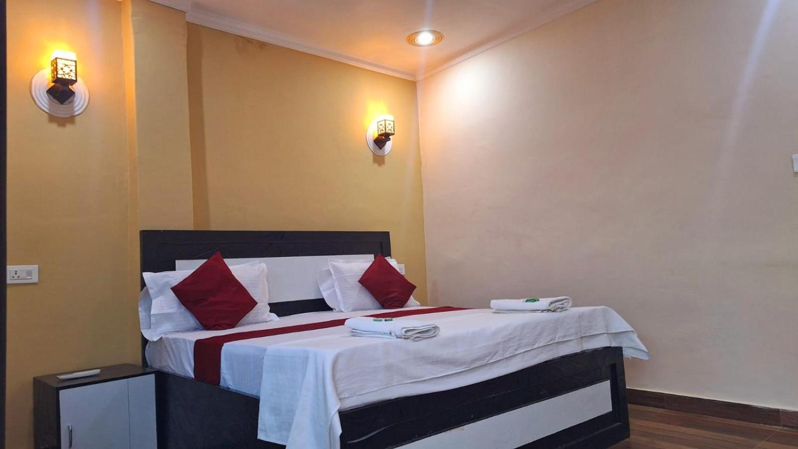 Mohit Paying Guest House Varanasi Exterior foto